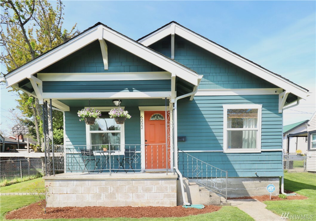 Property Photo:  6222 S Montgomery St  WA 98409 