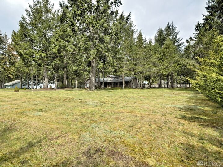 Property Photo:  5122 E Brockdale  WA 98584 