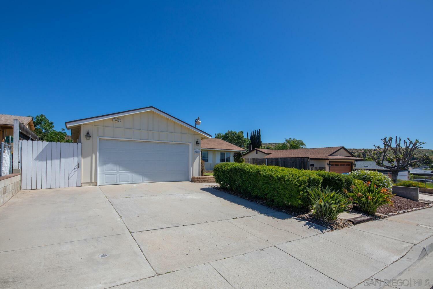 Property Photo:  9460 Lake Canyon Rd  CA 92071 