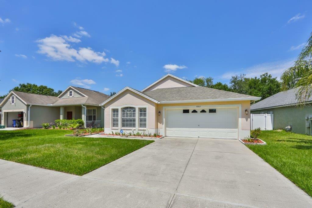 Property Photo:  6603 Summer Cove Drive  FL 33578 