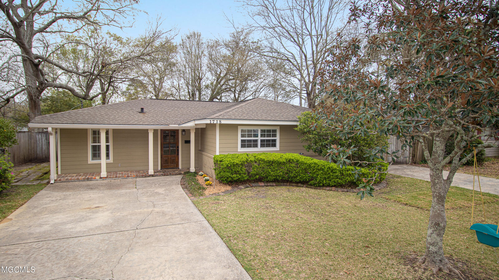 Property Photo: 1718 Courthouse Road MS 39507