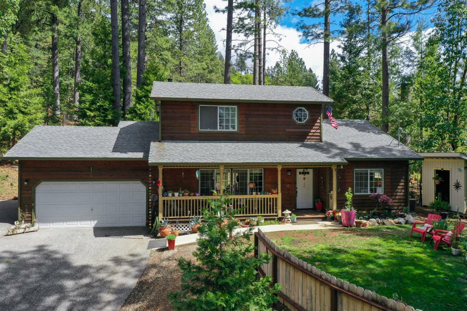 Property Photo: 16474 Banner Quaker Hill Road CA 95959