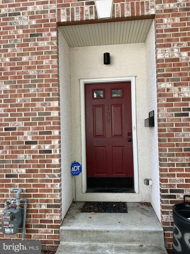 Property Photo: 139 Kingsley Street PA 19127