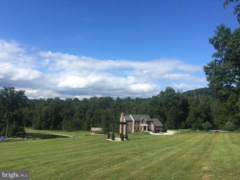 Property Photo:  2455 Schoolhouse Road  PA 17057 