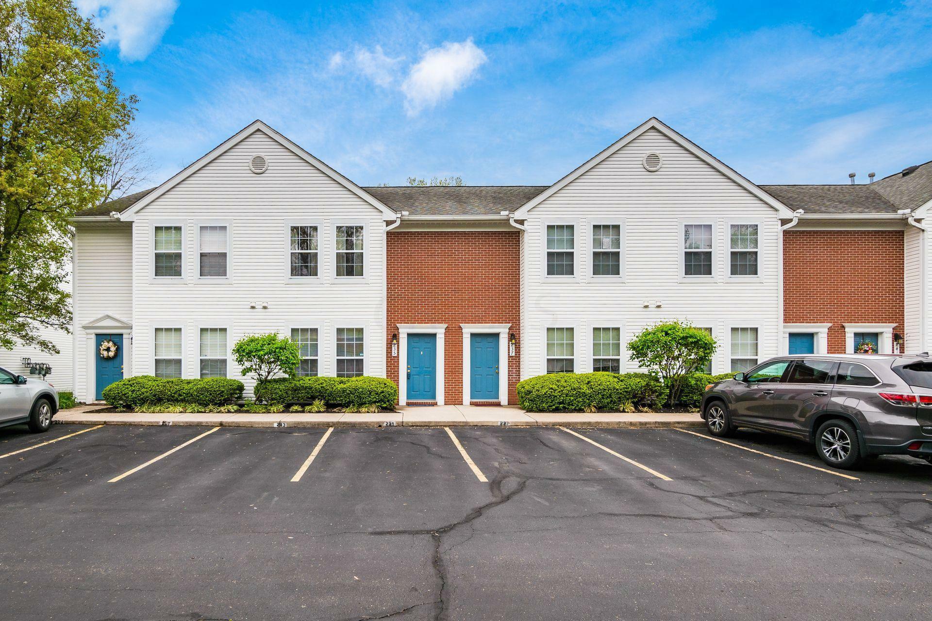 Property Photo: 235 Sunset OH 43202