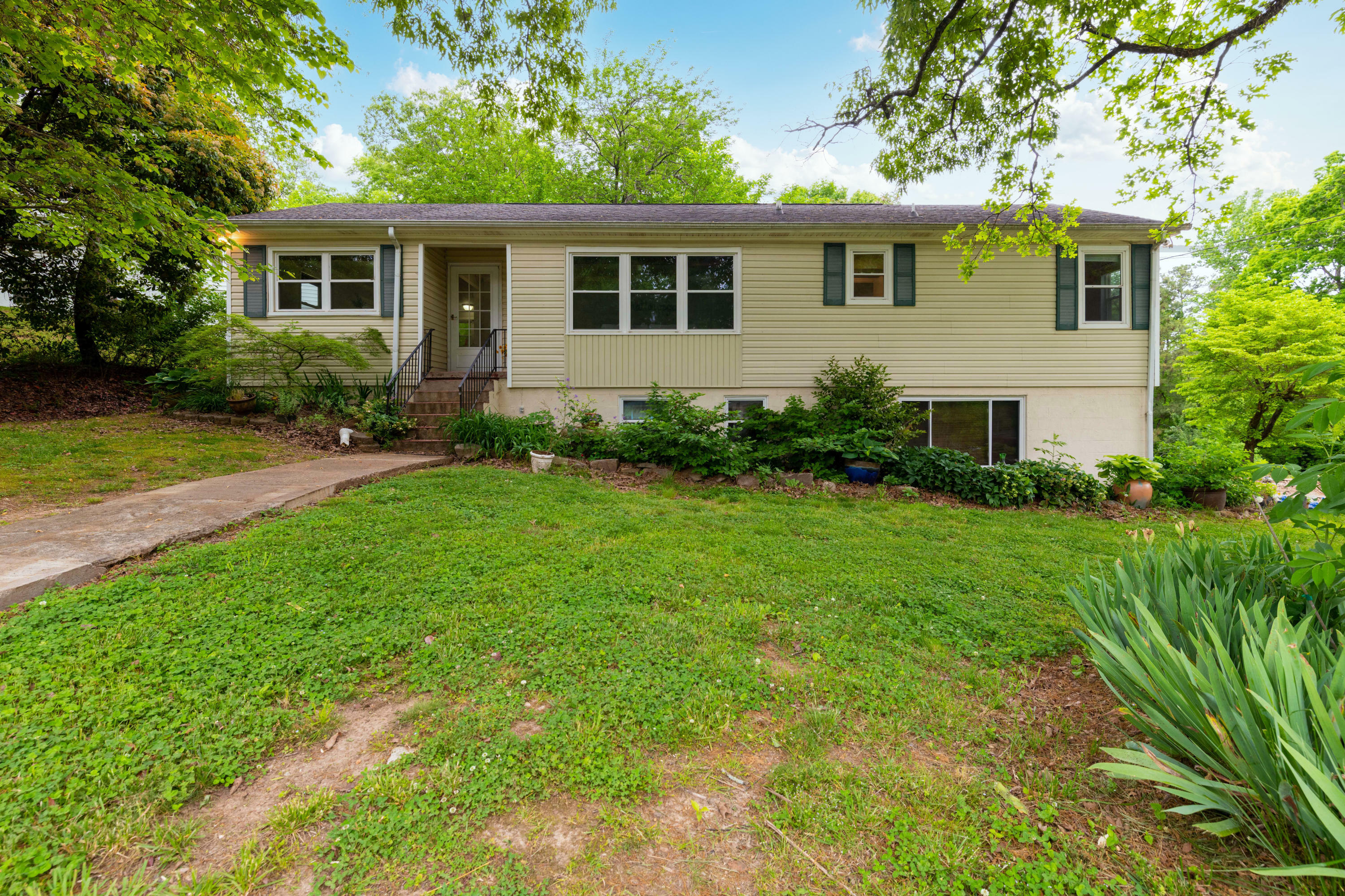 Property Photo:  3709 Sapulpa St  TN 37406 