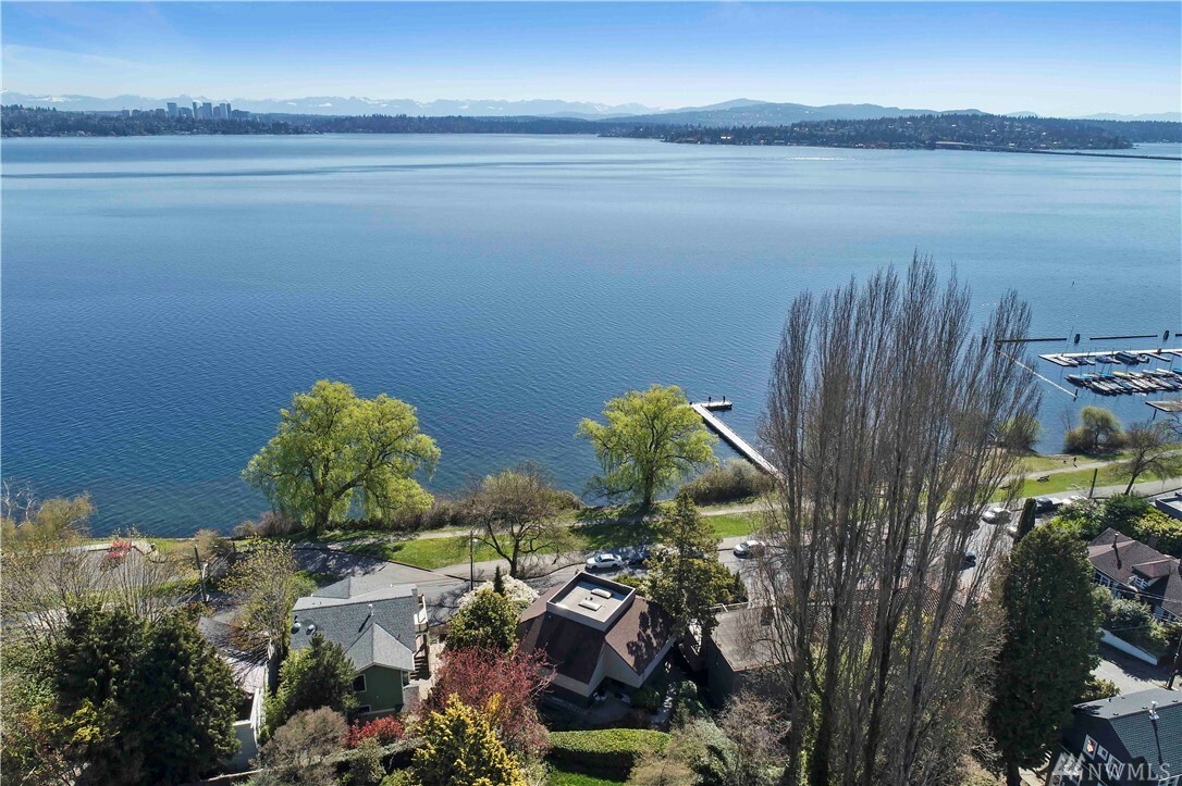 Property Photo:  515 Lake Washington Blvd  WA 98122 