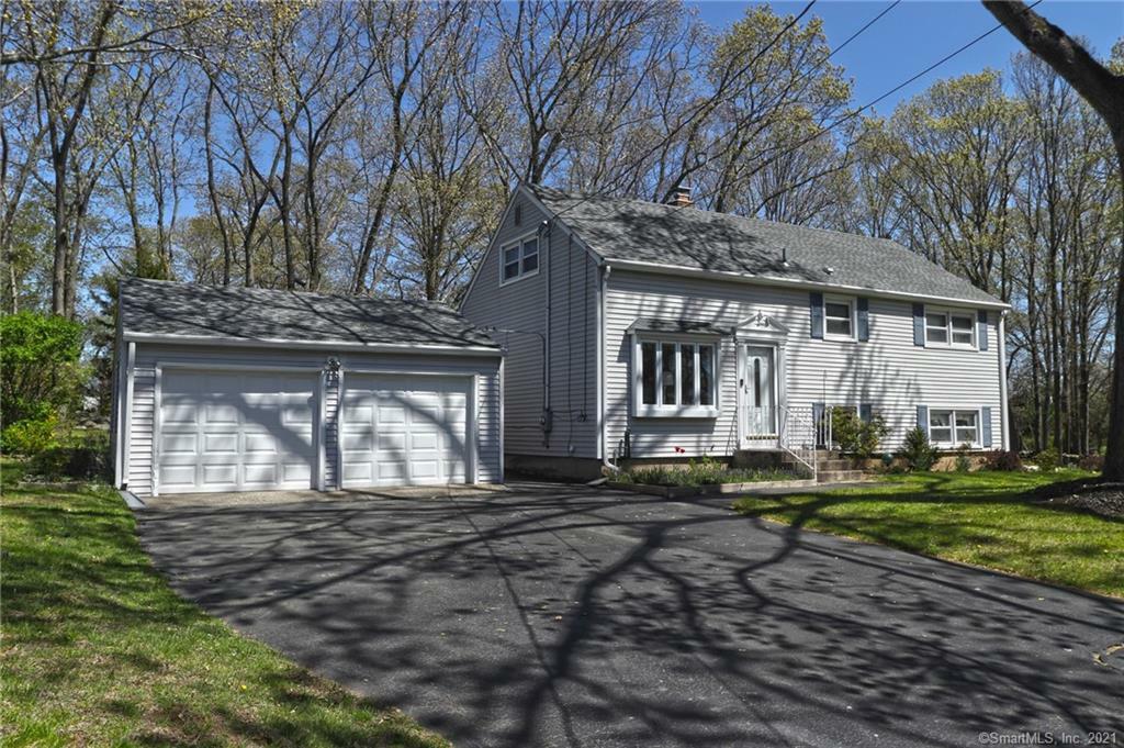 Property Photo:  249 Midland Drive  CT 06477 