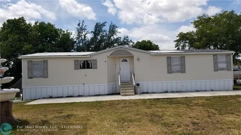 Property Photo:  10625 Shore Dr  FL 33428 