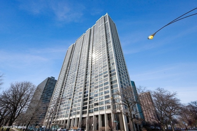 Property Photo: 2800 N Lake Shore Drive 2604 IL 60657