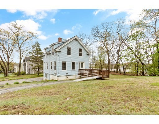 Property Photo: 5 Sunset Ave MA 01801