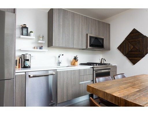 Property Photo: 515 E 1st St 2 MA 02127