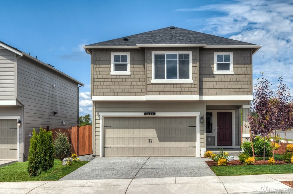 Property Photo: 10694 186th St Ct E 654 WA 98374