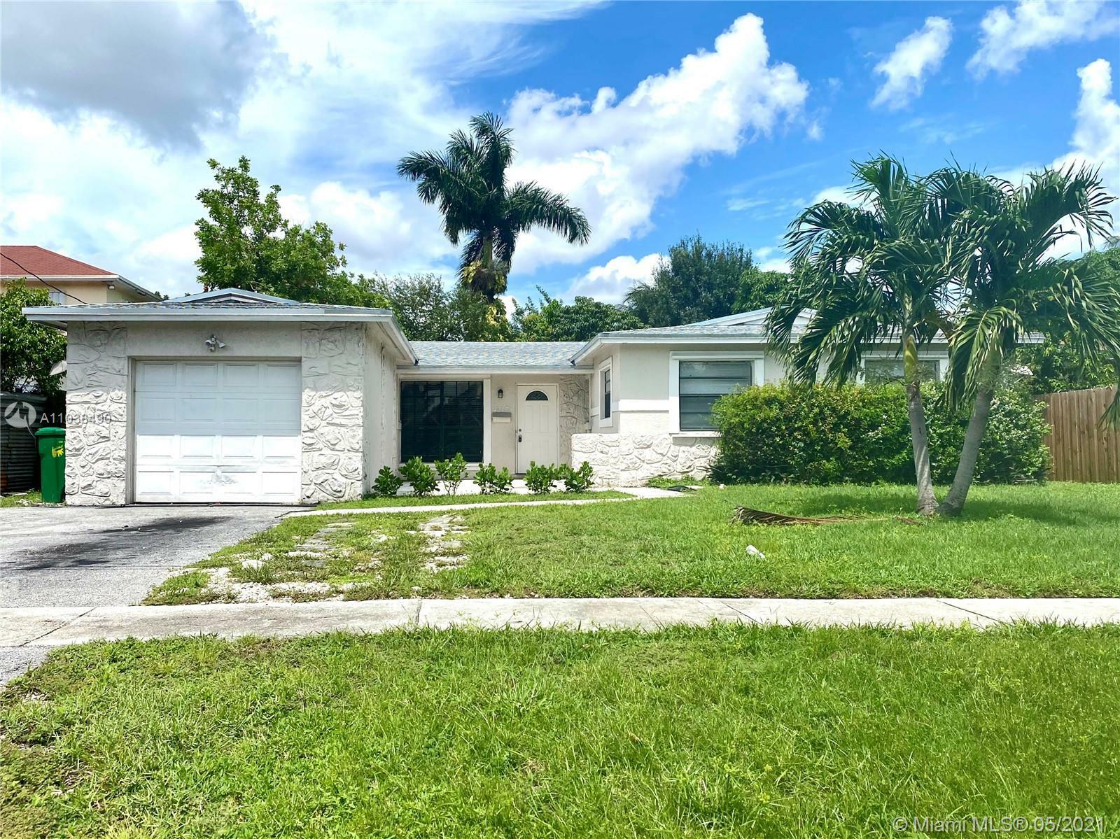 Property Photo:  4217 NW 25th Pl  FL 33313 