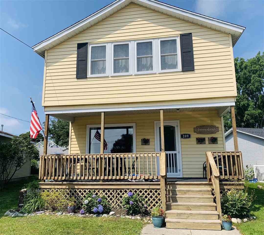 Property Photo: 209 N Huron MI 49701