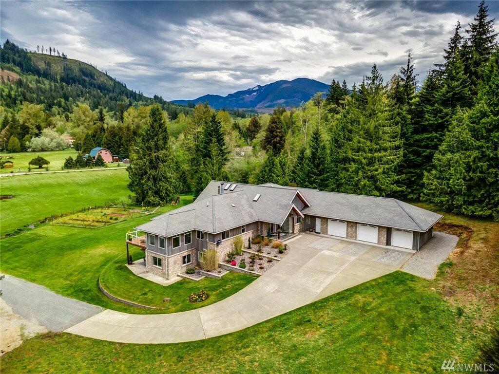 Property Photo: 7654 Kachina Rd WA 98244