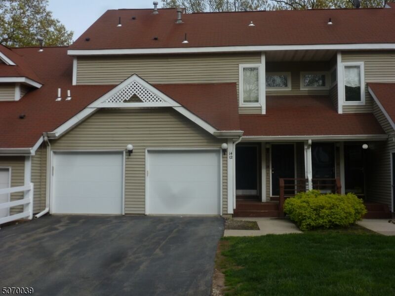 Property Photo: 12 Ogdon Ct NJ 07438