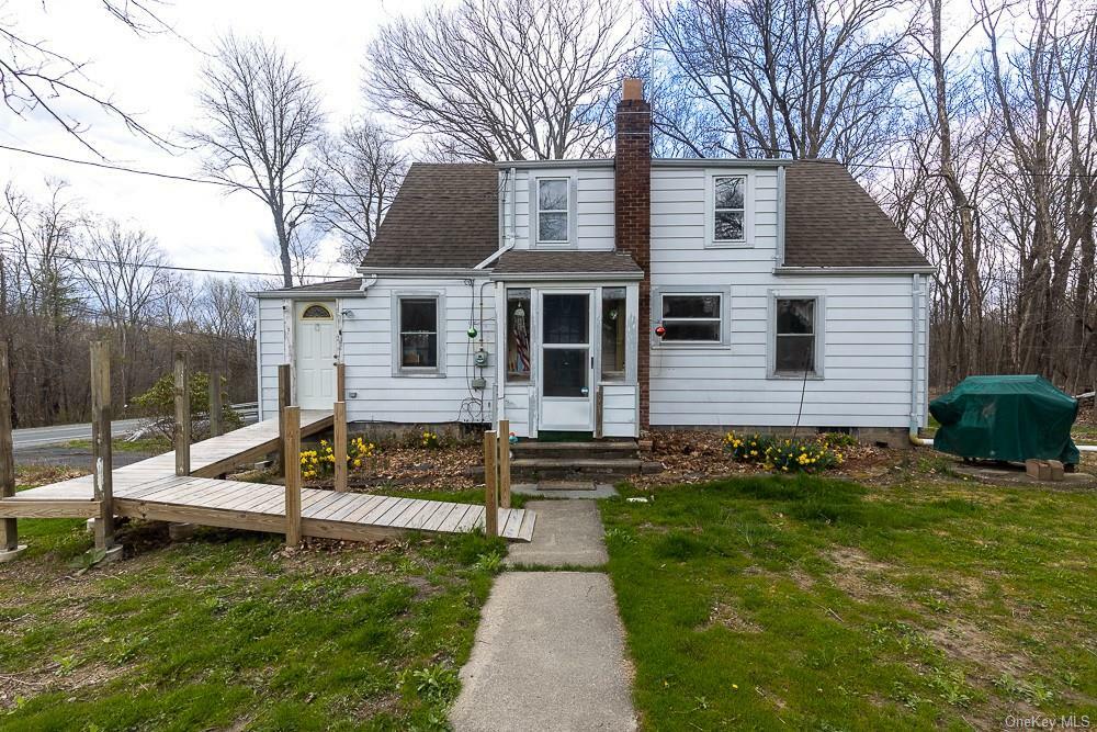 Property Photo:  213 Greenville Turnpike  NY 10940 