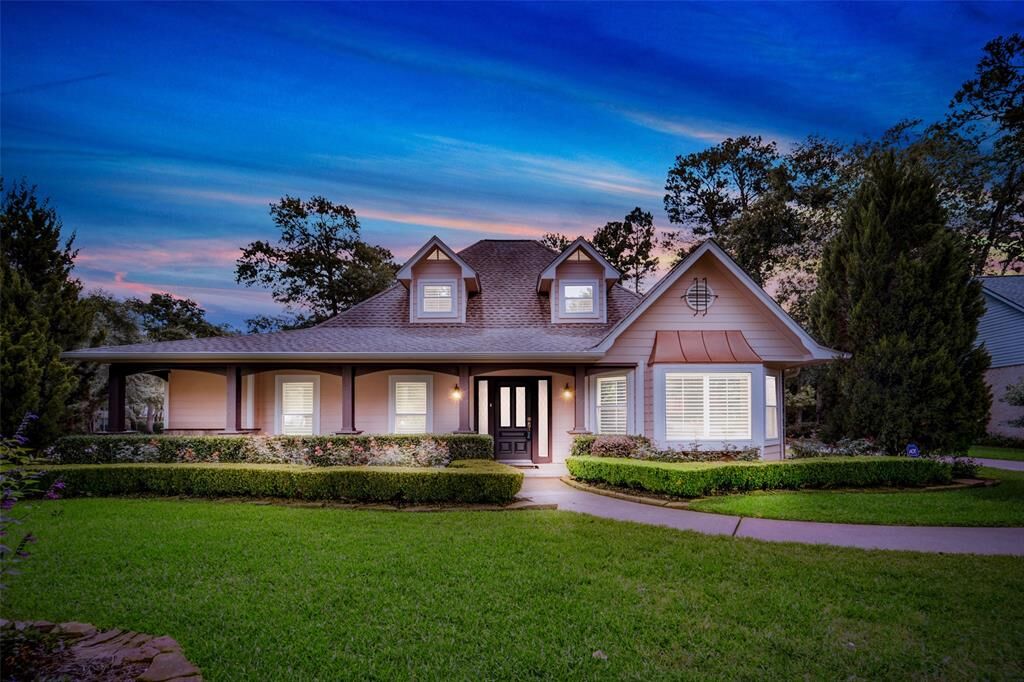 Property Photo: 1 Greenridge Forest Court TX 77381