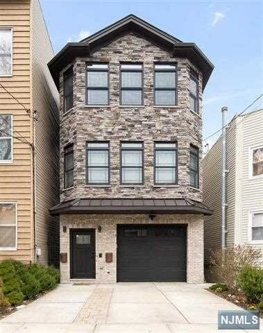 Property Photo:  15 Nelson Avenue 1  NJ 07307 