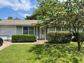 Property Photo:  1724 Boyd Street  TX 76209 