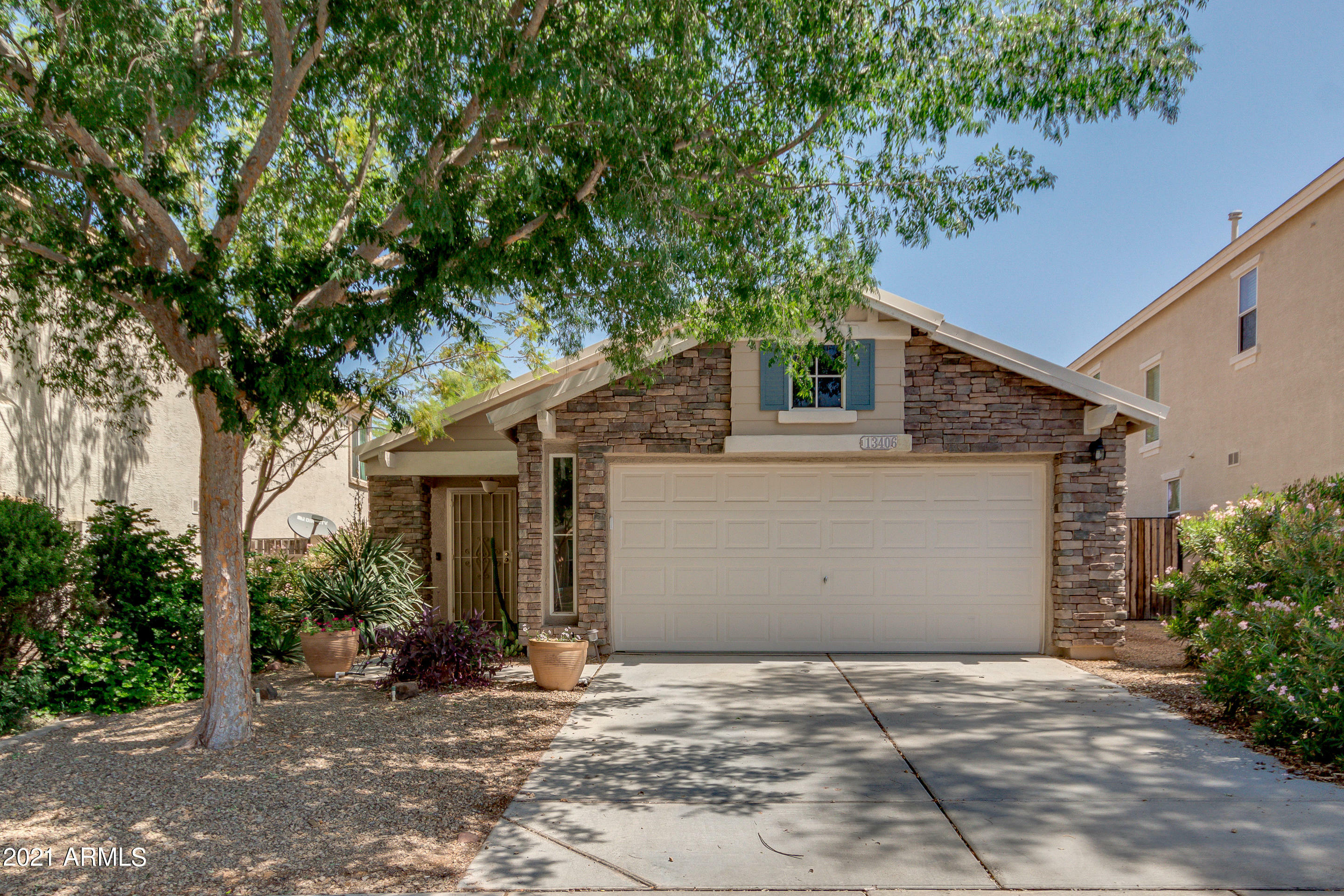 Property Photo:  13406 W Rose Lane  AZ 85340 