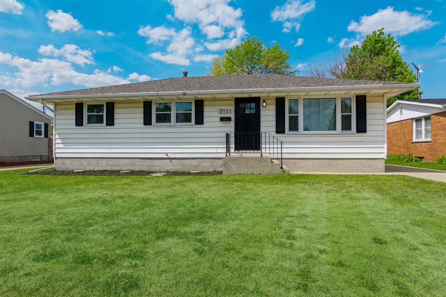 Property Photo:  3103 44th Street  IN 46322 