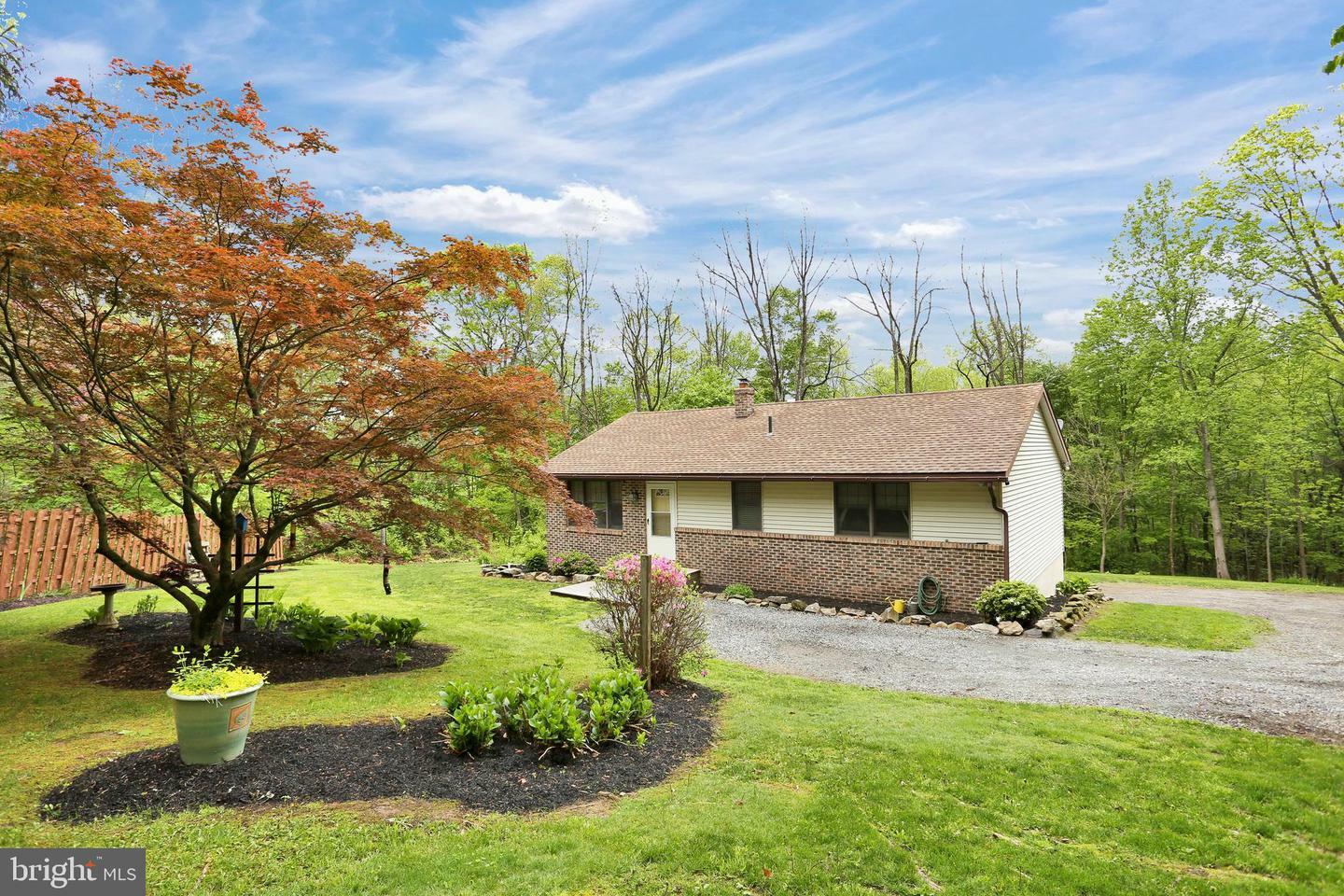 Property Photo:  176 Henry Road  PA 19504 