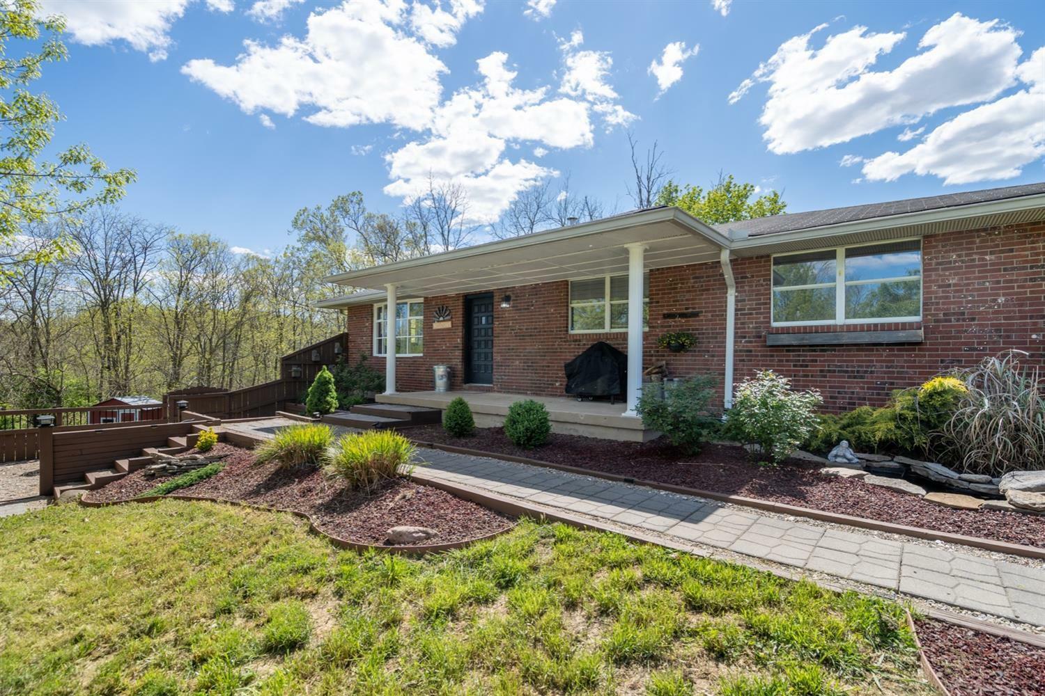 Property Photo: 1463 S Weaver Rd OH 45053