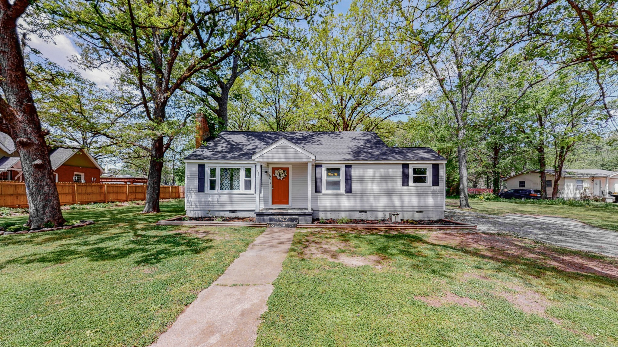 Property Photo:  705 E Grundy St  TN 37388 