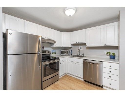 Property Photo:  60 Carter St 9  MA 01950