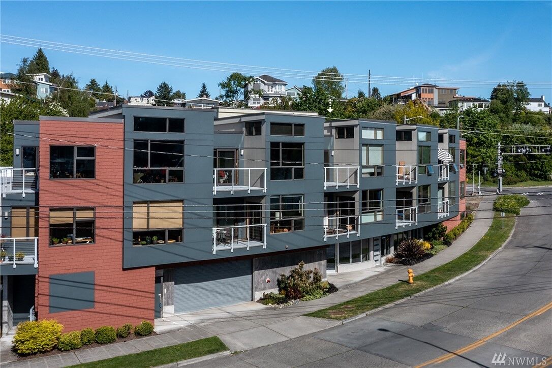 Property Photo: 6006 Seaview Ave NW G WA 98107