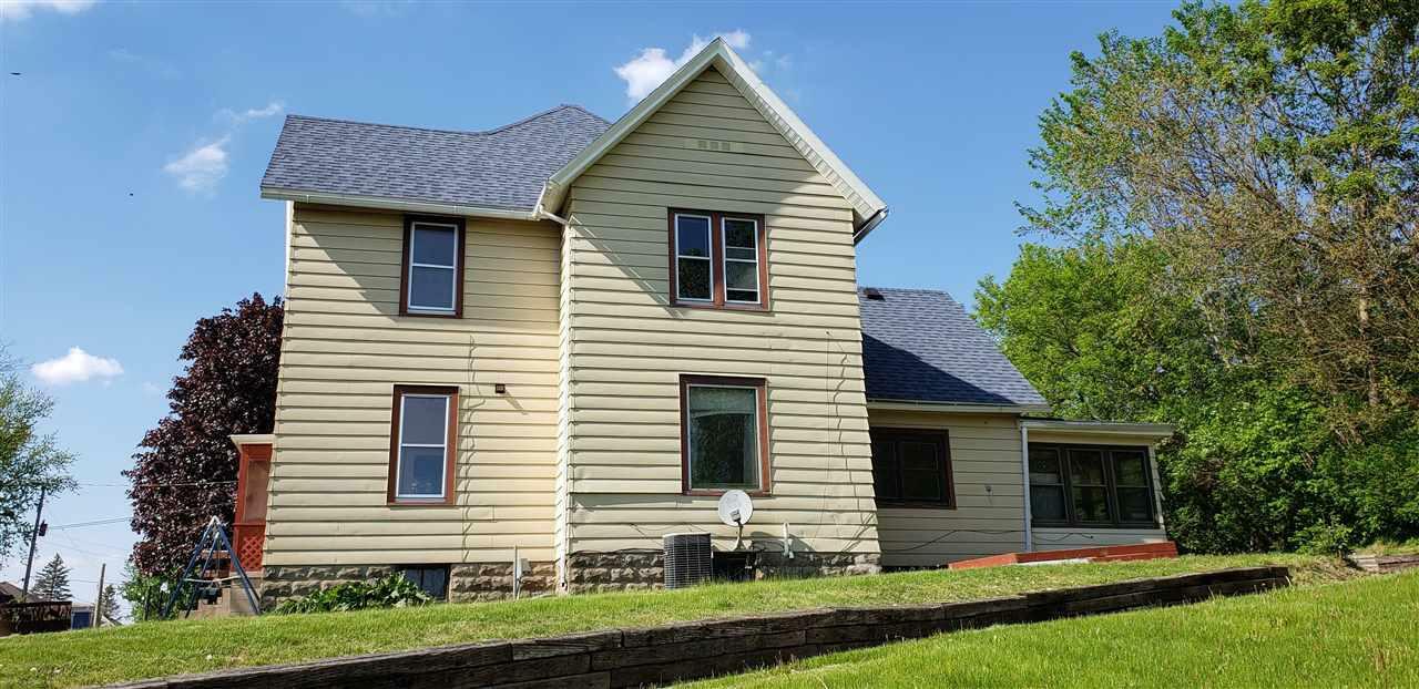 Property Photo:  201 Kansas St  WI 53032 