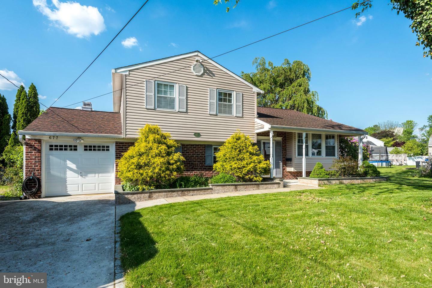 Property Photo:  677 Hostman Avenue  PA 18974 