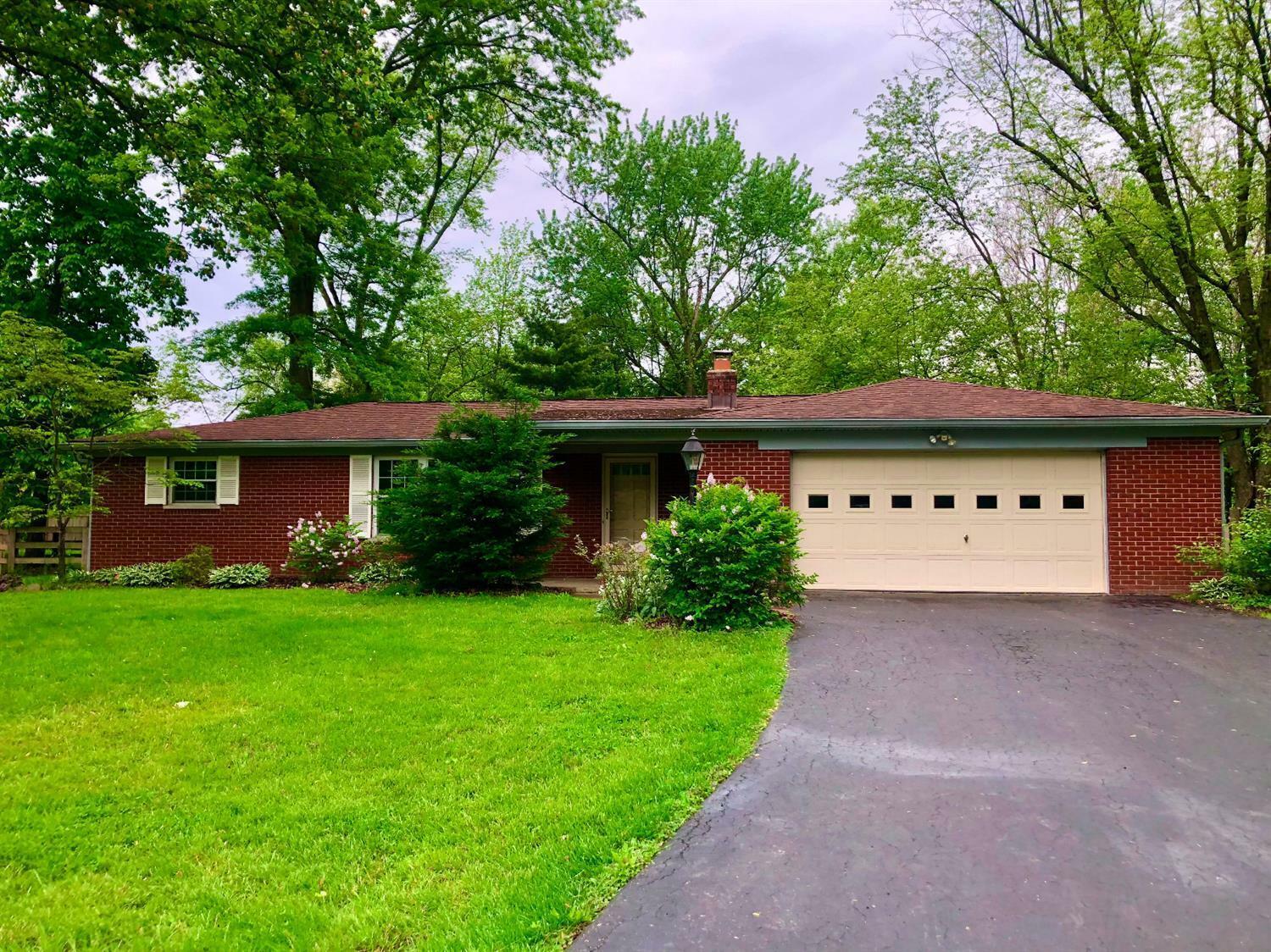 Property Photo:  1147 Chelsea Ct  OH 45150 