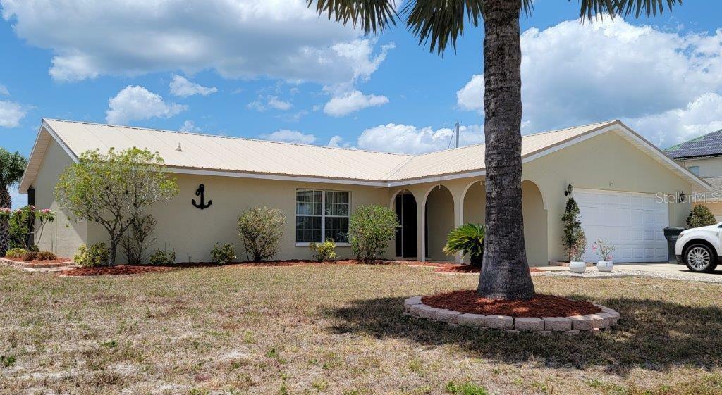 Property Photo:  6504 Bimini Court  FL 33572 