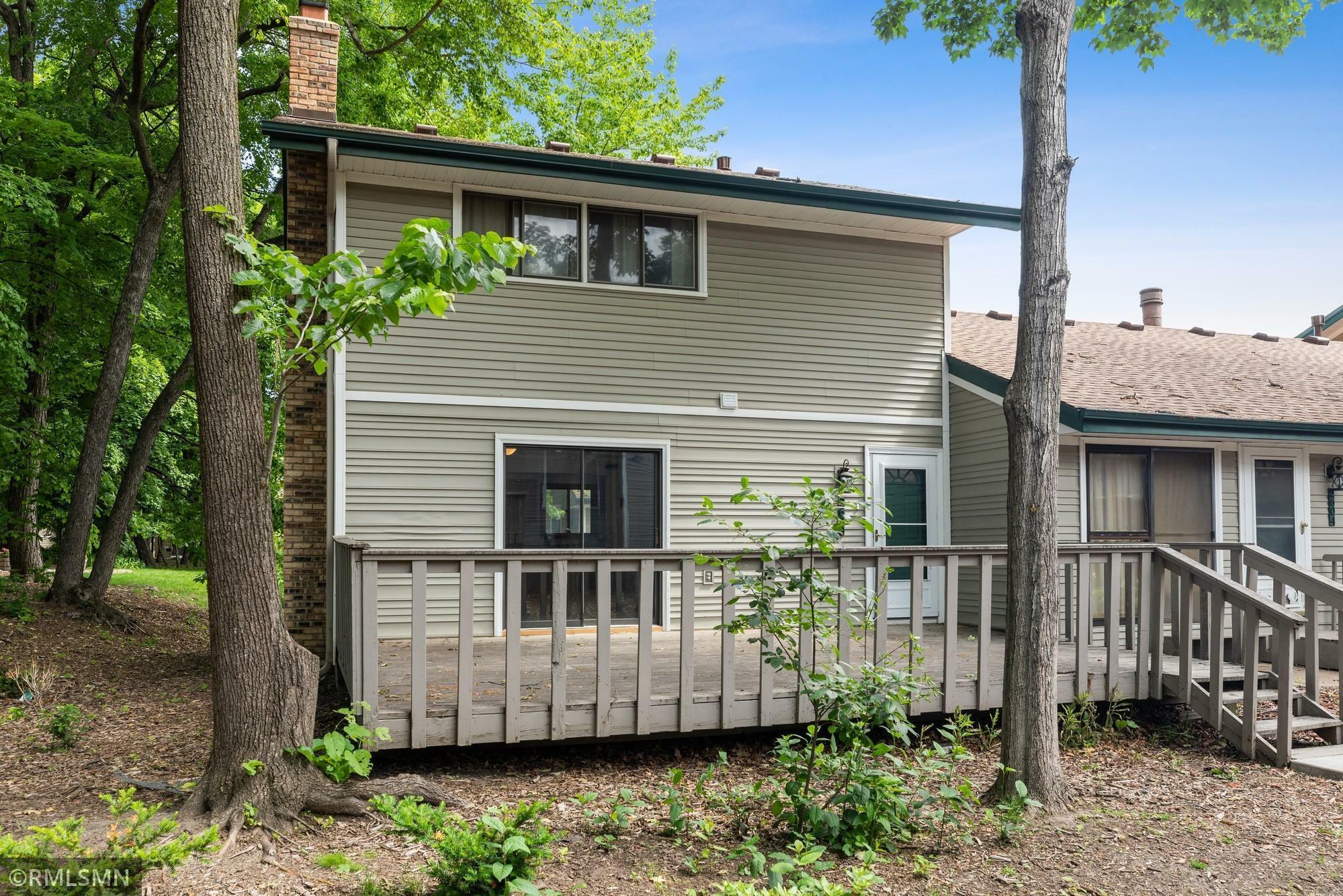 Property Photo:  2600 Shenandoah Lane N  MN 55447 