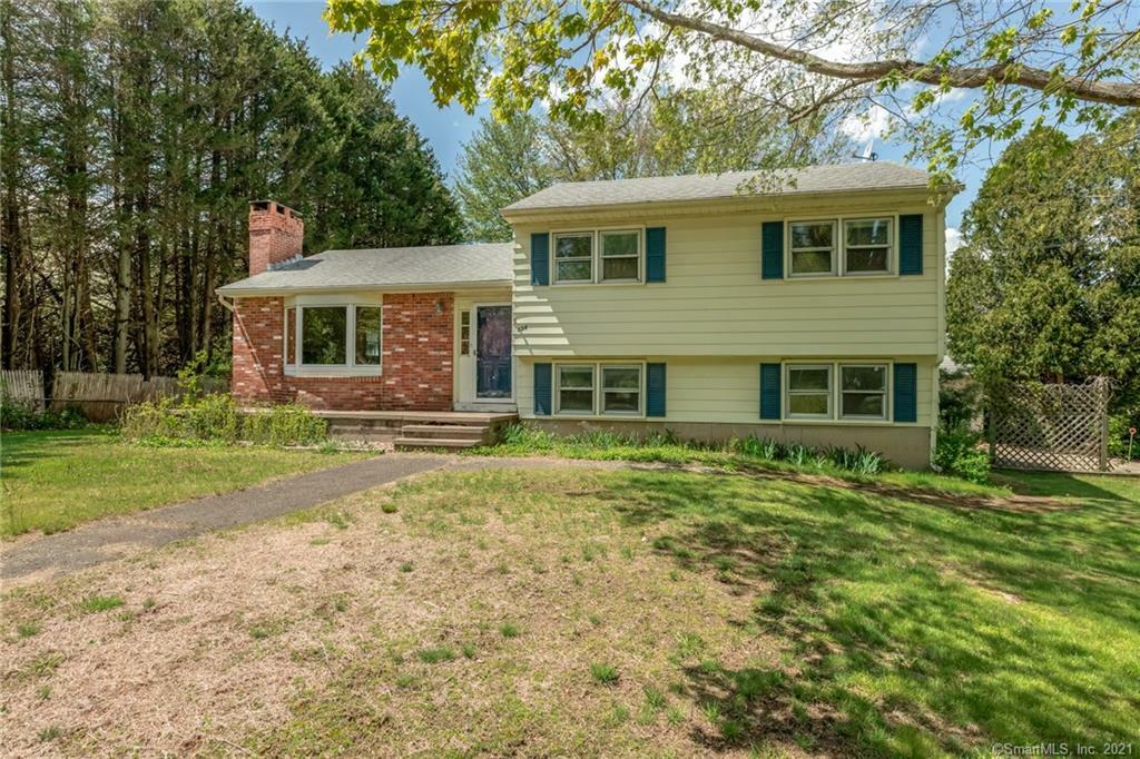 Property Photo:  134 Boston Post Road  CT 06371 