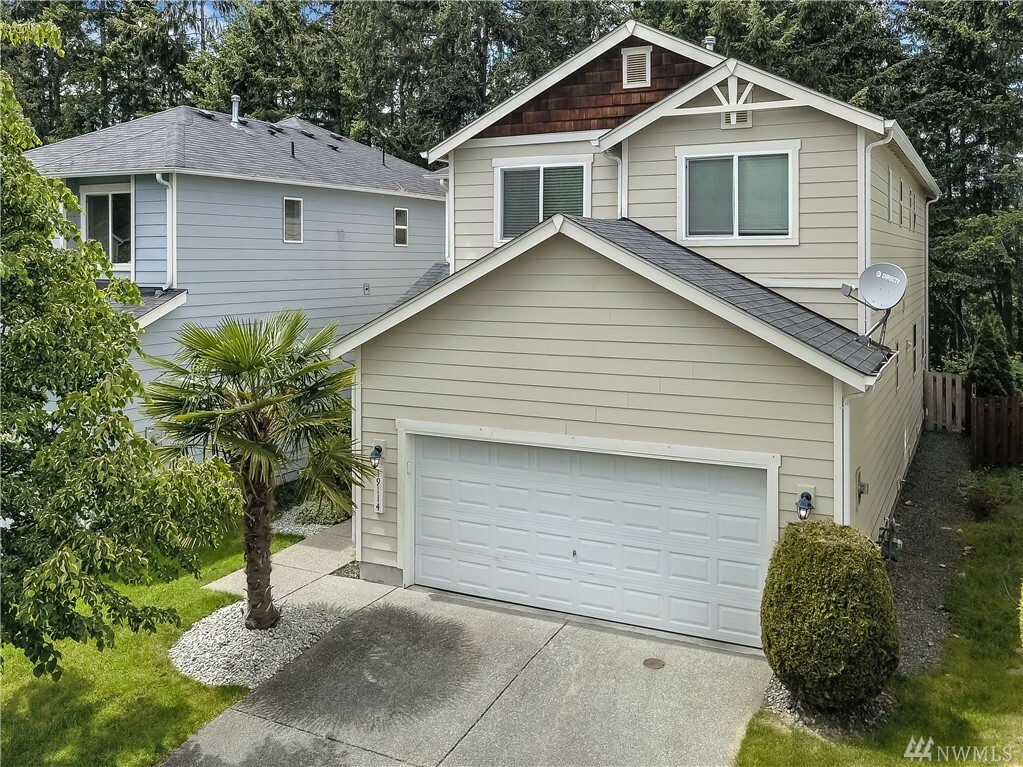 Property Photo: 19114 96th Av Ct E WA 98375