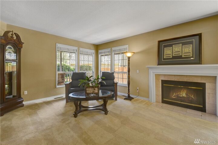 Property Photo: 321 S 302nd Place WA 98003