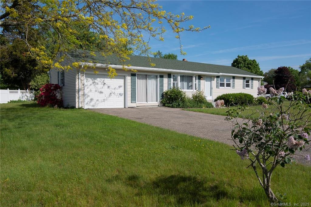 Property Photo:  10 Swan Street  CT 06379 