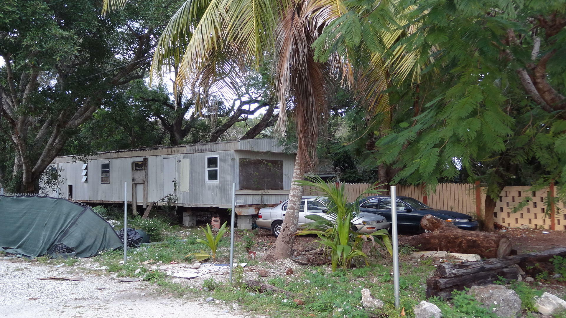 Property Photo:  31 Hibiscus Lane  FL 33037 