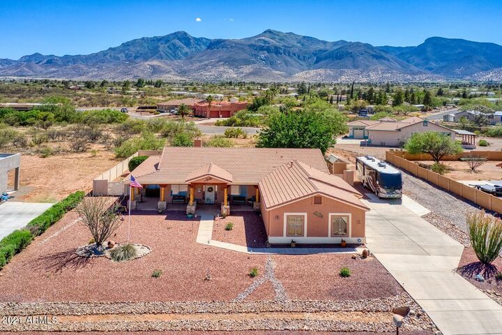 Property Photo: 5276 E Desert Spoon Drive AZ 85650