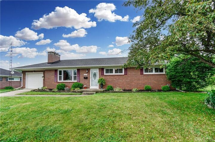 5015 W Ridgewood Road  Moorefield Twp OH 45503 photo