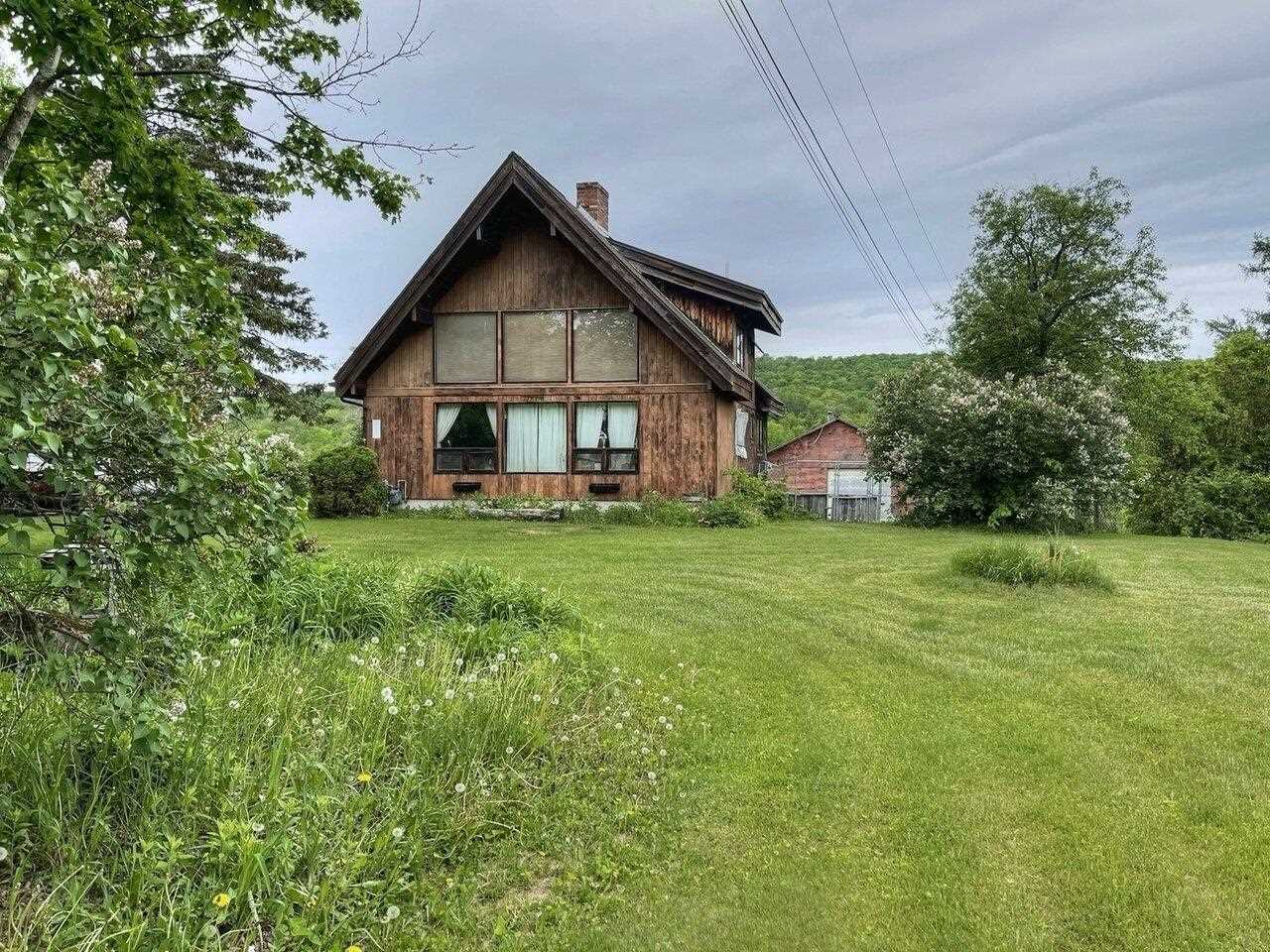 Property Photo: 4 Vt Farmhouse Road VT 05489