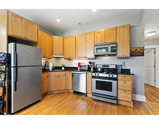 Property Photo:  40 Highland Avenue 5  MA 02143 
