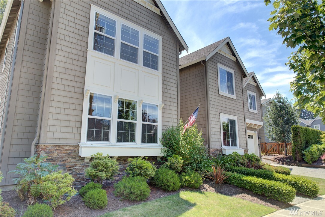 Property Photo: 6520 106th Ave NE WA 98033