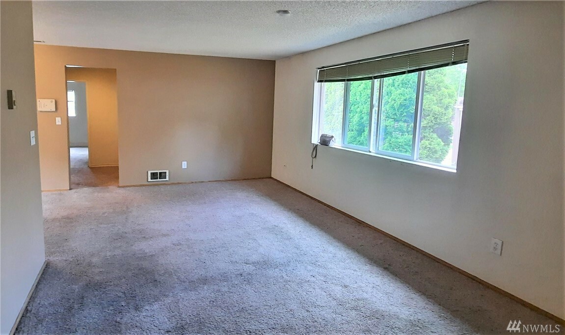 Property Photo:  5701 S Cheyenne St  WA 98409 