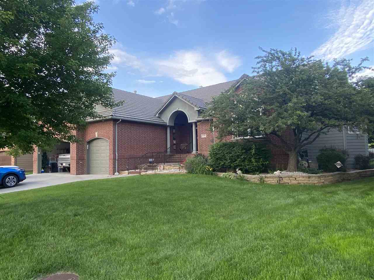 Property Photo:  4306 N Ironwood St  KS 67226 