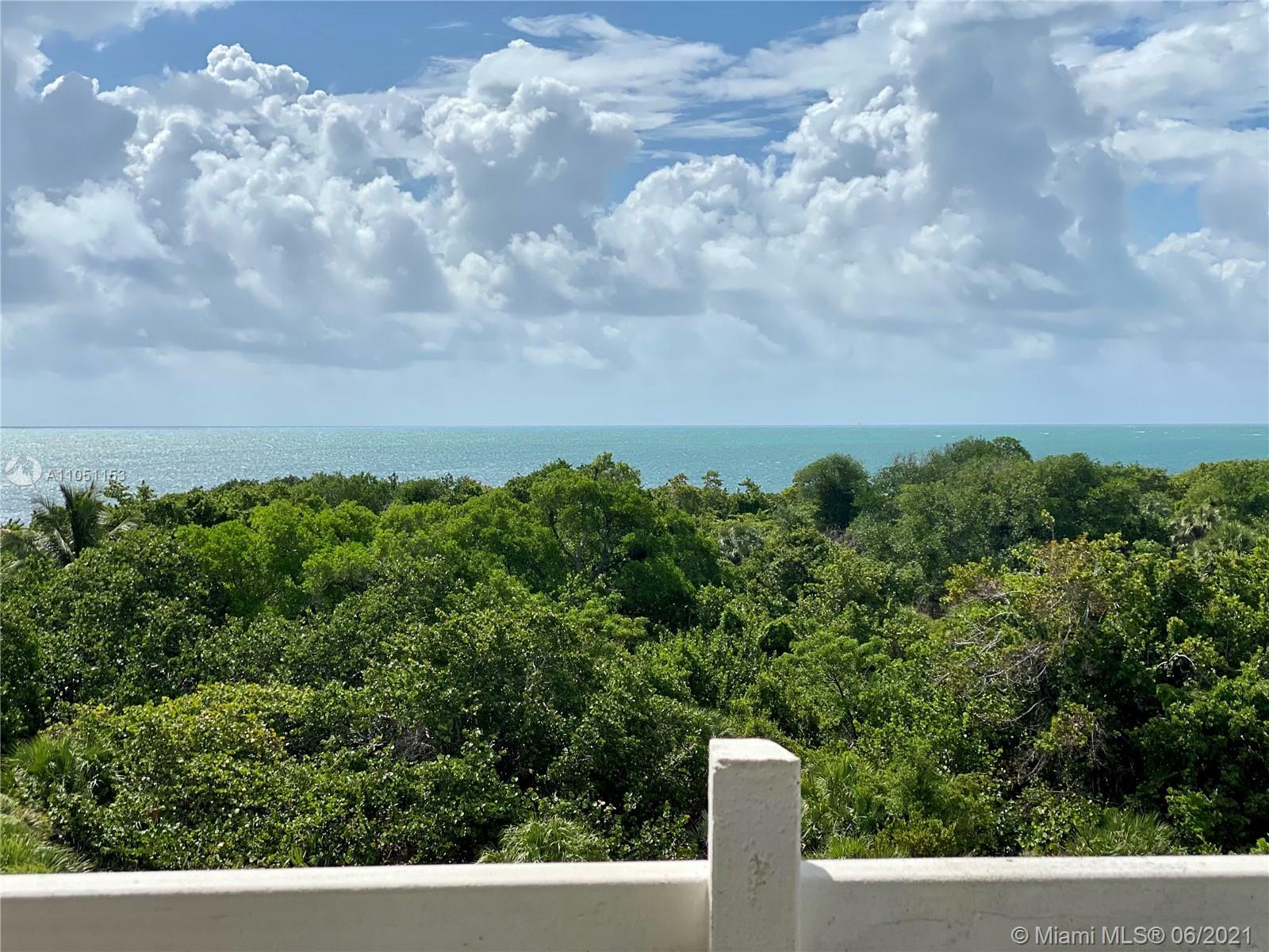 Property Photo: 1121 Crandon Blvd D408 FL 33149
